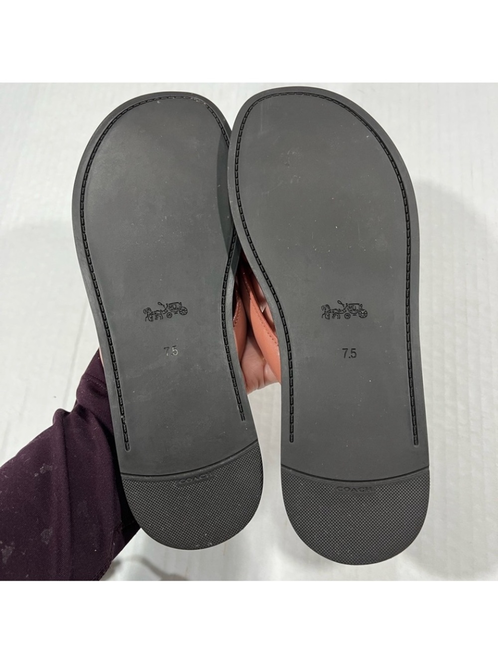 COACH TEA ROSE LEATHER FLIP FLOP - Picture 10 of 13